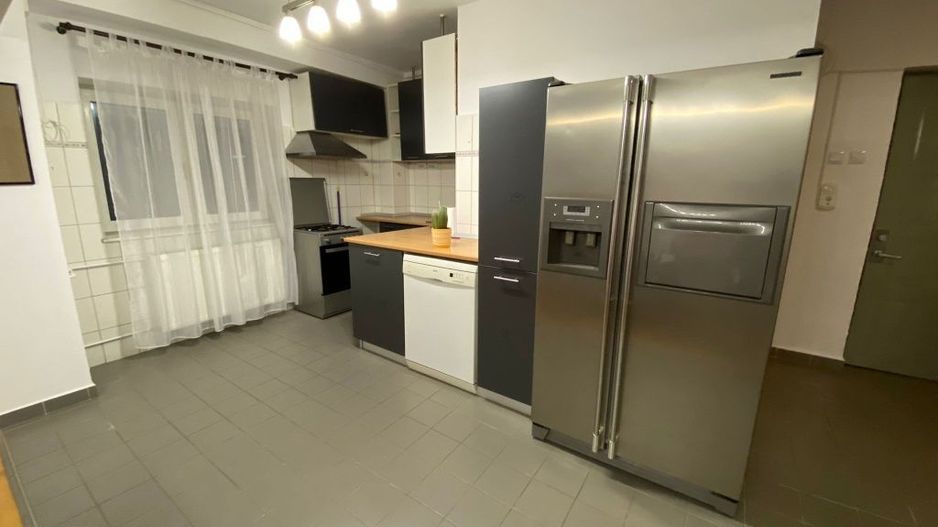 Apartament 2 Camere Unirii, Open Space Parcare Optional - Poză 7