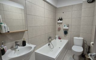 BLOC NOU INTABULAT - 3 CAMERE DECOMANDAT - ETAJ INTERMEDIAR - MOBILAT SI UTILAT - Poză 8