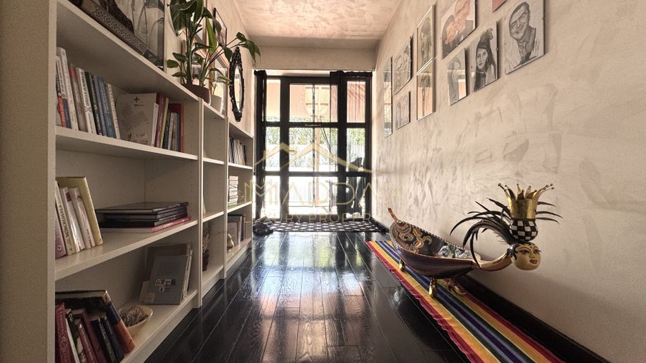 Vila cu 5 camere *344mp* + 400mp Teren // Zona Bucurestii Noi - Poză 13