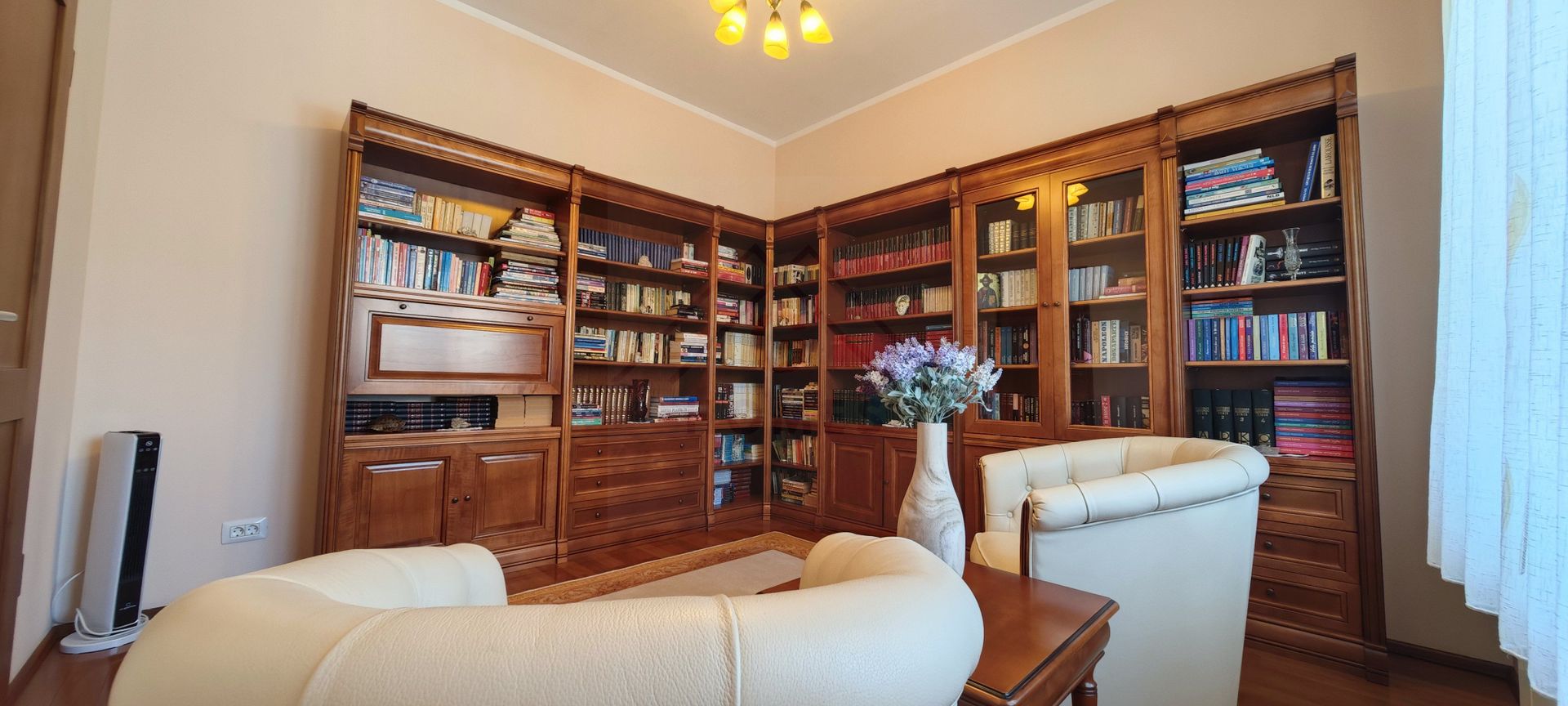 Casa spatioasa. Pretabil si pt. clinica, invatamant, camin varstnici. - Poză 4