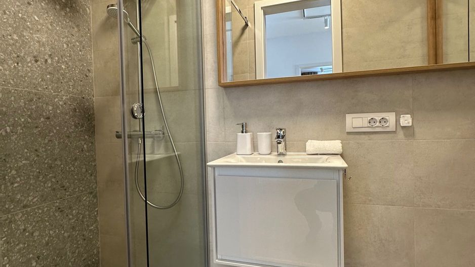 Apartament 3 camere -ISHO - Poză 9