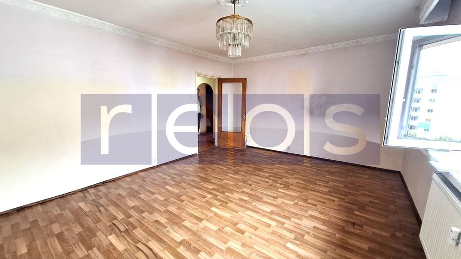 151900 EURO | APARTAMENT 3 CAMERE BLOC REABILITAT PANDURI - Poză 1