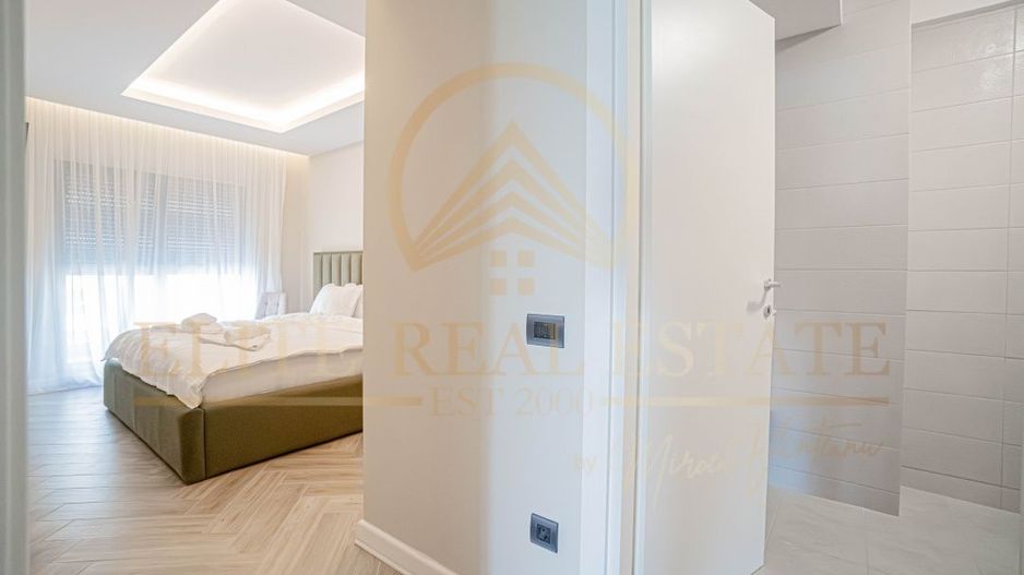 Mamaia - Apartament cu 3 camere, mobilat si utilat, vedere superba. - Poză 16