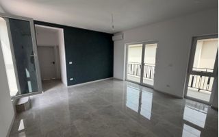 Apartament de tip penthouse cu 45 mp terasa - Poză 1