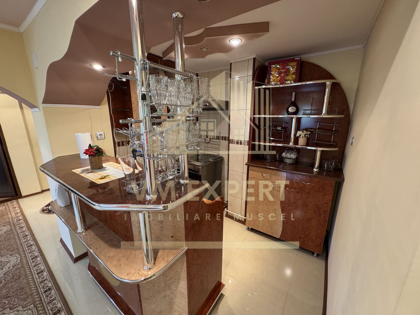 APARTMENT 3 CAMERE ZONĂ CENTRALĂ  PARTER CAMPULUNG - Poză 5