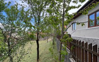 Casă de vânzare, 3 camere, teren 840 mp –  Str. Dumitru Merticaru - Poză 3