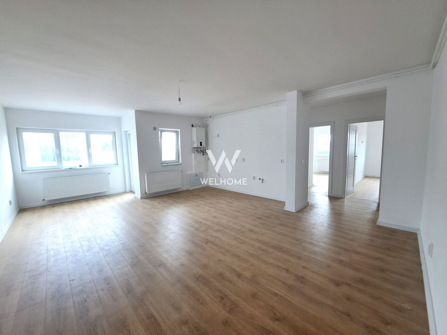 Apartament 4 camere, 2 bai - spatiu si confort - Poză 2
