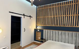 Apartament renovat cu curte comună în zona Piața Mihai Viteazul. - Poză 3