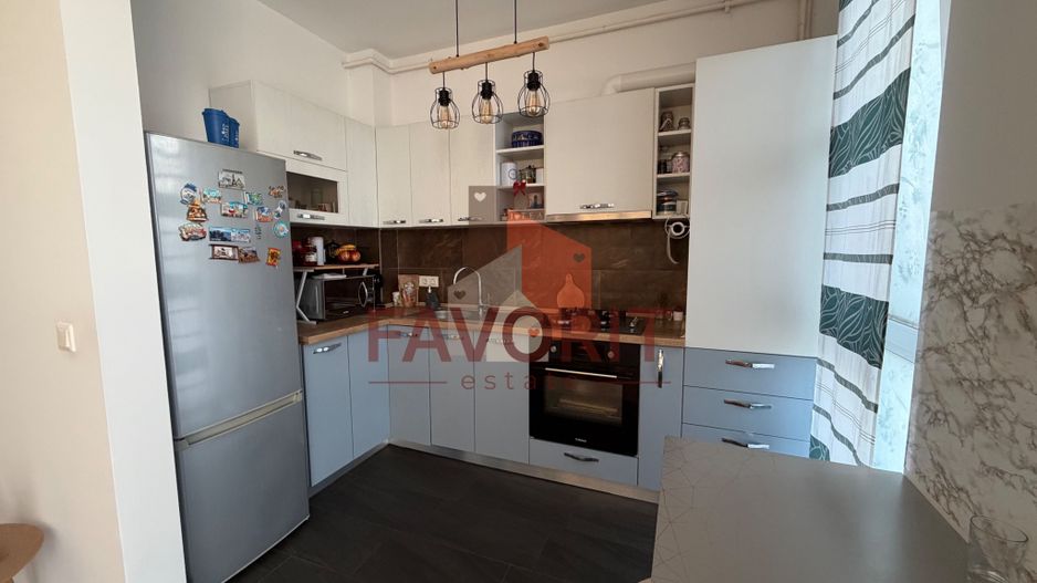 Mobilat si utilat. Zona Decathlon. Loc de parcare - Poză 4