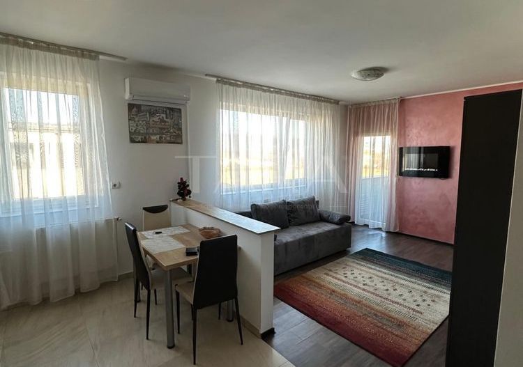 Apartament de vânzare cu 2 camere, balco, parcare, zona Stadionului. - Poză 3