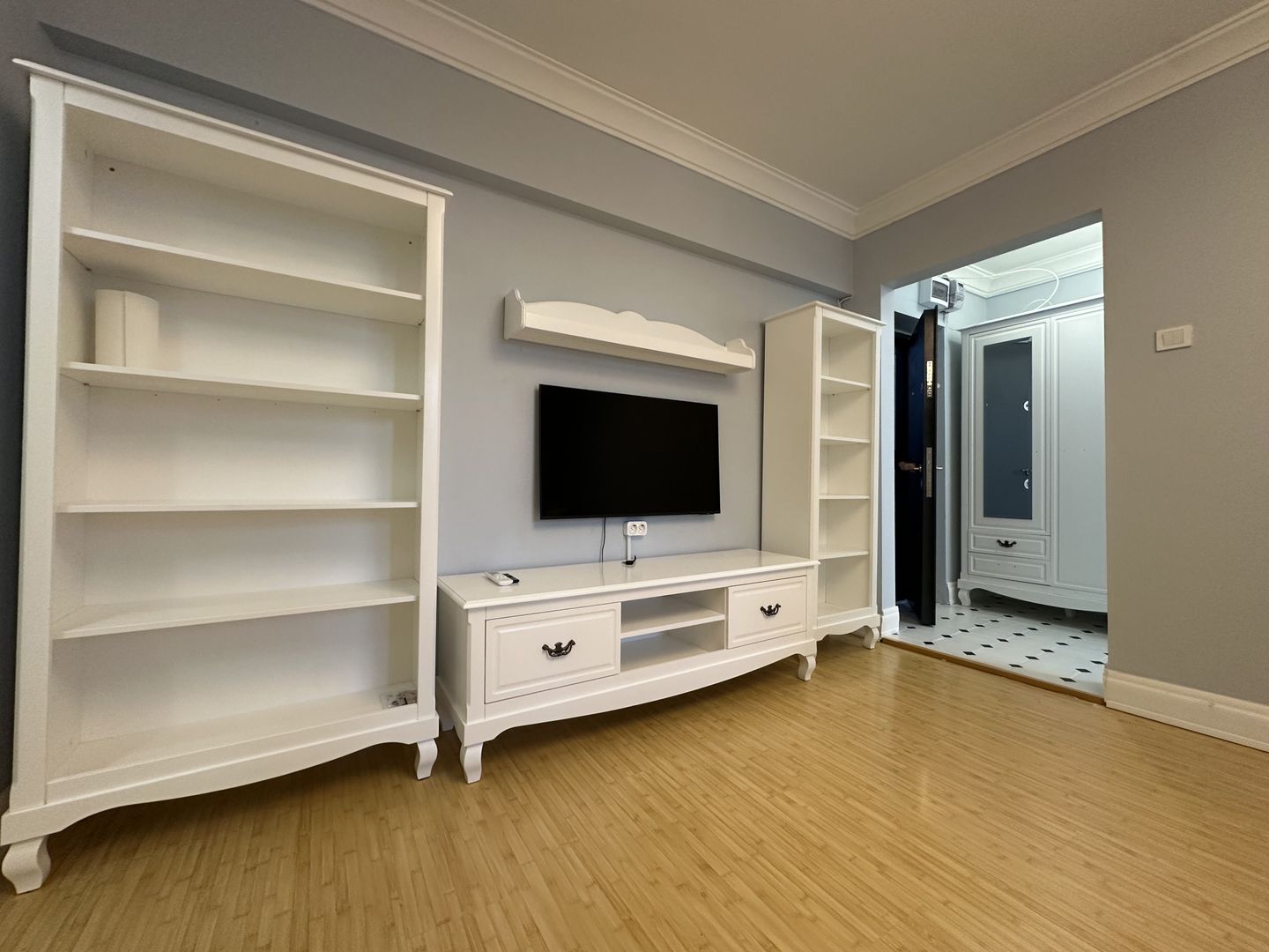 PIATA ROMANA - Piata Amzei | 2 Camere Renovat + Metrou 450M - Poză 8