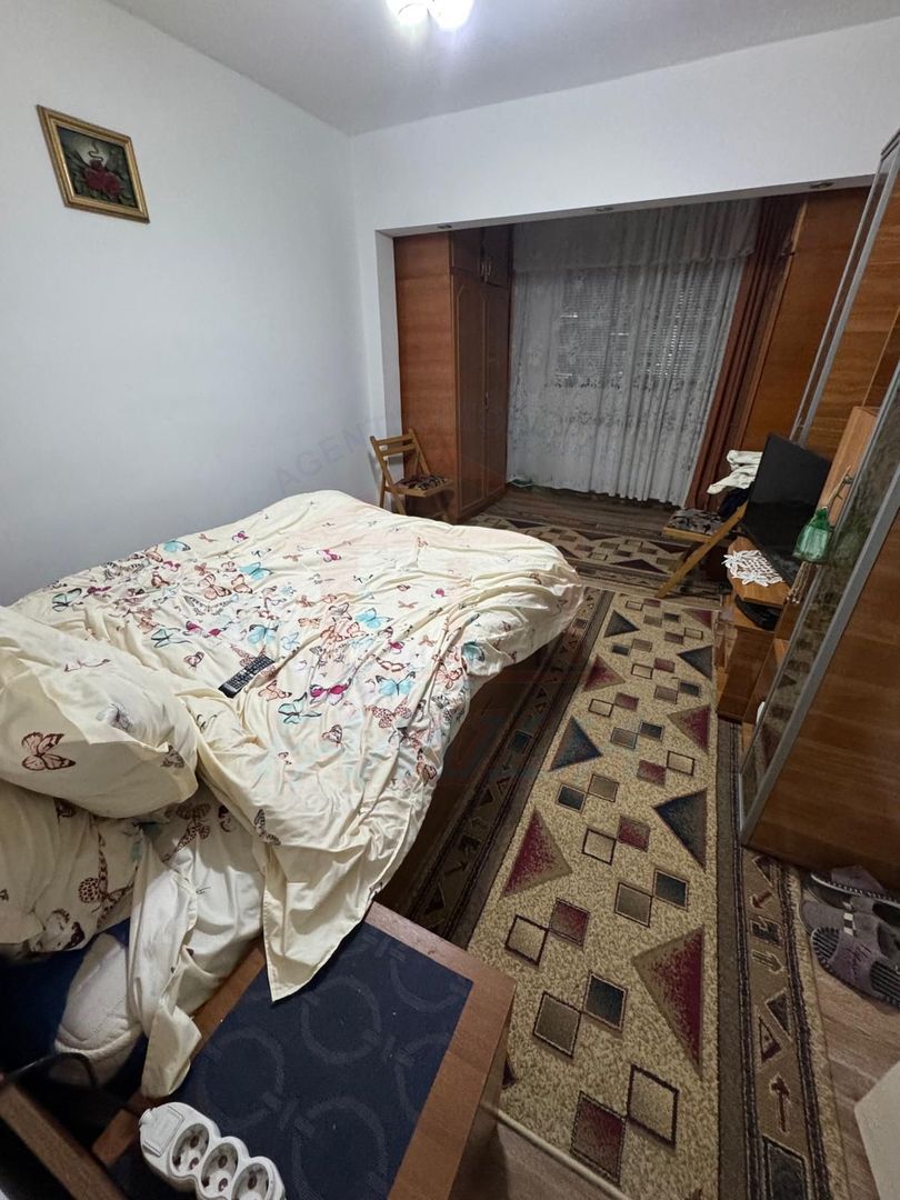 350 Euro-Inchiriere apartament 3 camere Micro 38 - Poză 6