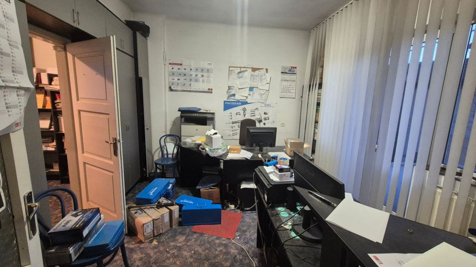 Apartament in duplex, etajul 1. - Poză 2