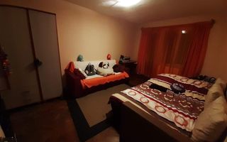 Apartament cu 2 camere - cartier 7 noiembrie, zona Piața de zi - Poză 3