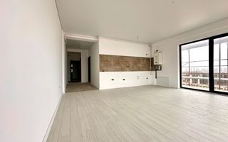 Apartament de vanzare 2 camere- vedere la mare - Poză 17