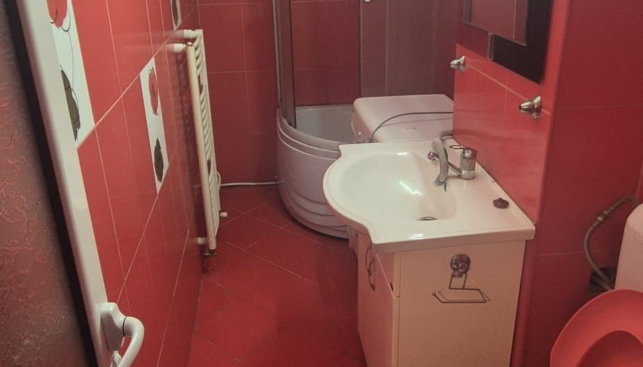 Apartament de inchiriat cu 2 camere, 55 mpu, mobilat, utilat, Sebes - Poză 5