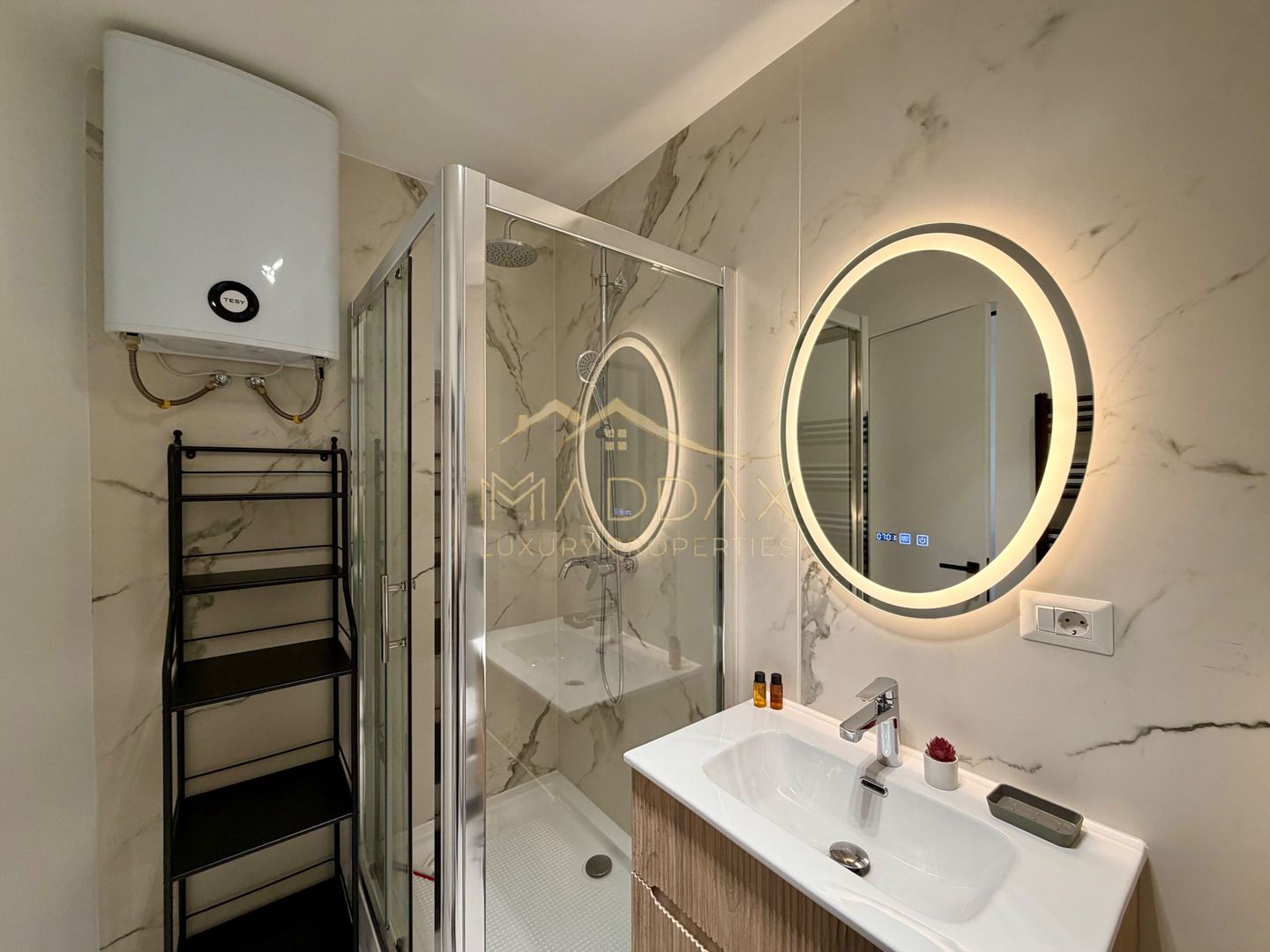 Studio *mobilat complet* // Piata Amzei - Poză 16