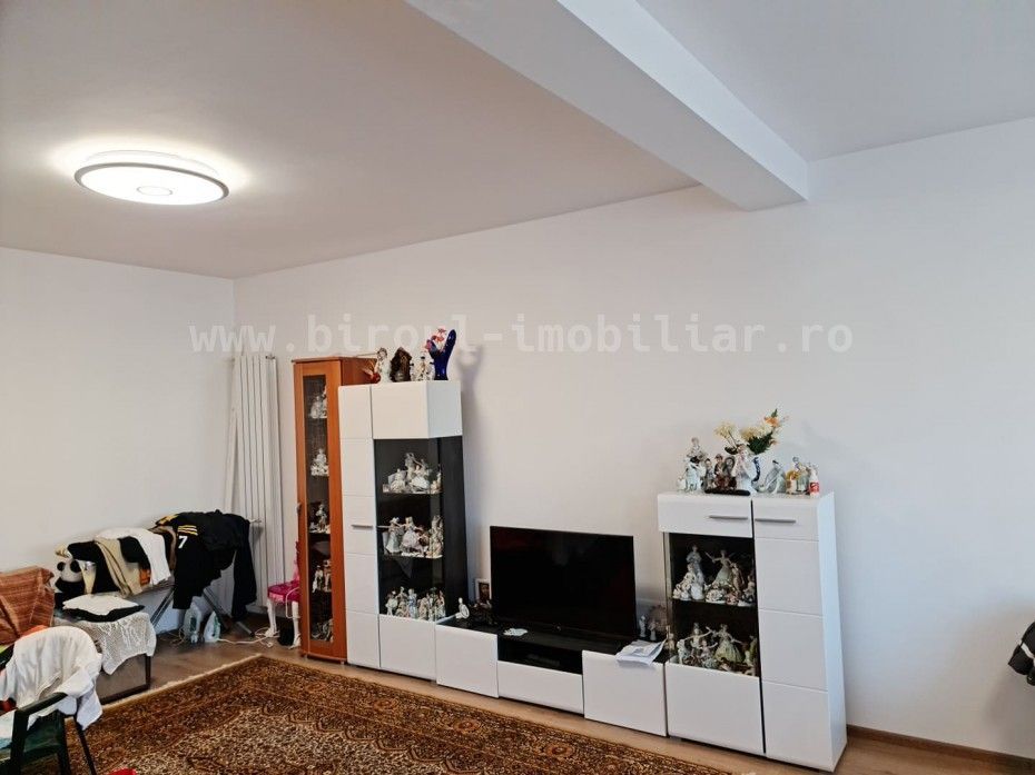 Vânzare Vilă P+1+Pod în Zonă Liniștită din Cumpana - Poză 9