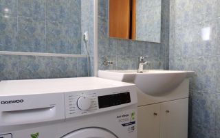Aradului; decomandat, bucatarie inchisa. Parcare privata inclusa. - Poză 19