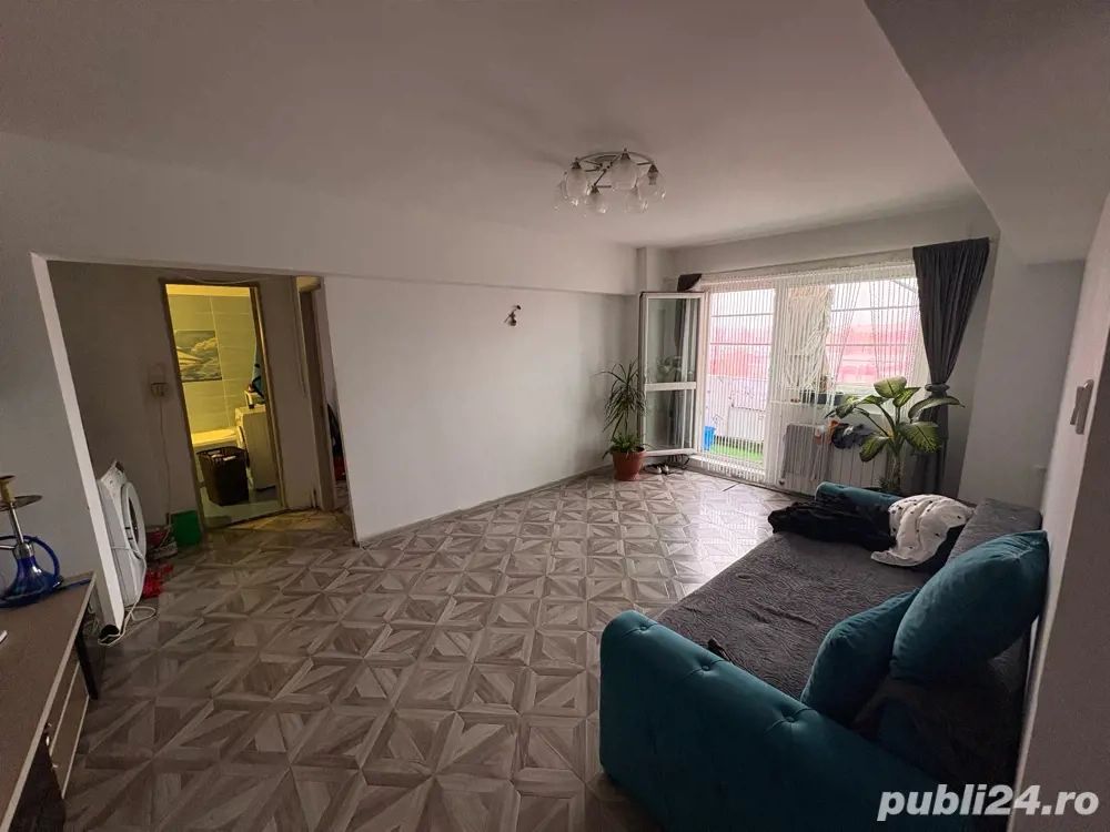 vand aparatament 3 camere bucuresti - Poză 1