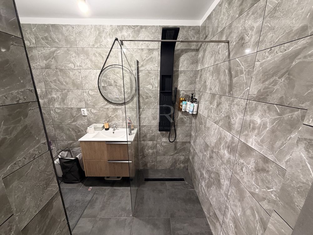 Două case moderne, teren 1030 mp, zona Floresti - Poză 3