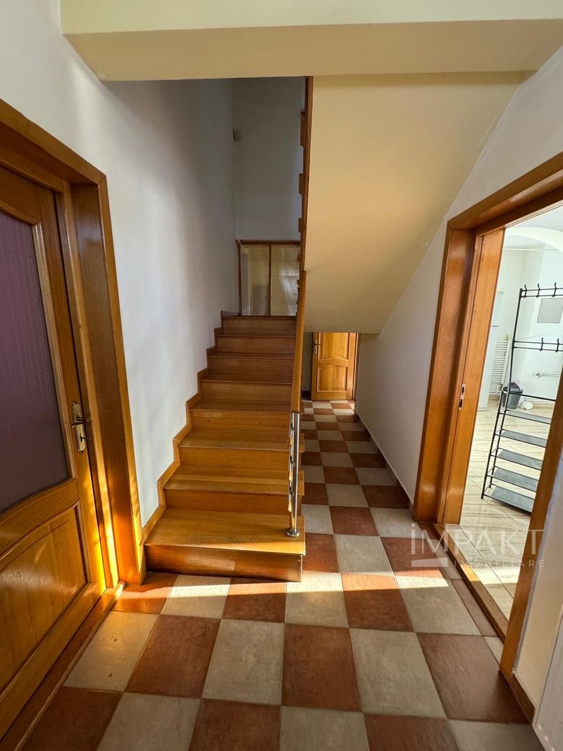 Casă tip duplex, 200 mp, 3 niveluri, 2 locuri de parcare - Poză 3
