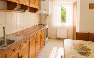 Închiriere apartament decomandat 4 camere - 2 băi-etaj intermediar - Poză 8