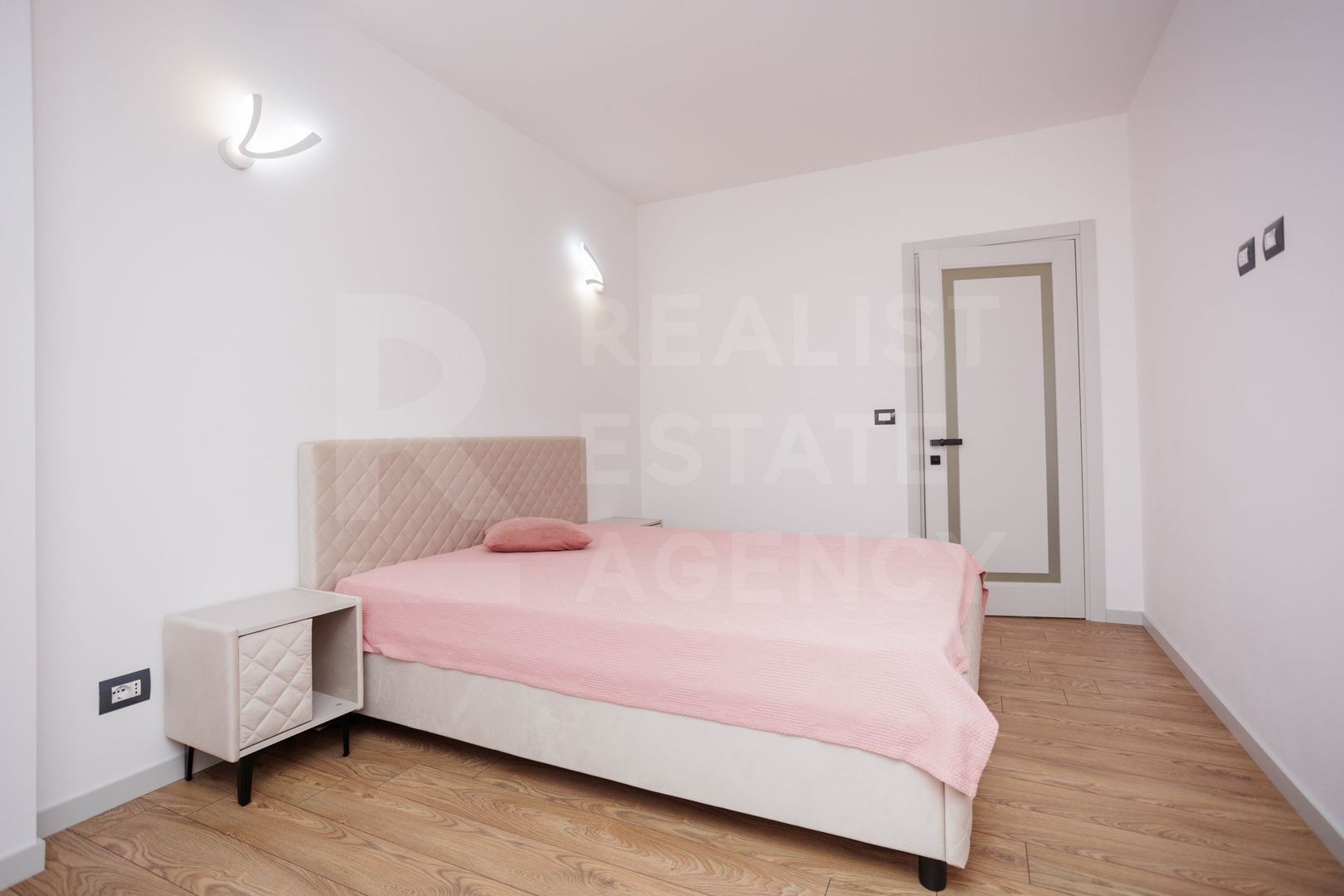 Vânzare, apartamnet 2 camere + living, str. Alba Iulia, Buiucani - Poză 8