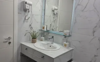 Apartament  2 camere / Prima  inchiriere/ Vedere superba/ - Poză 18