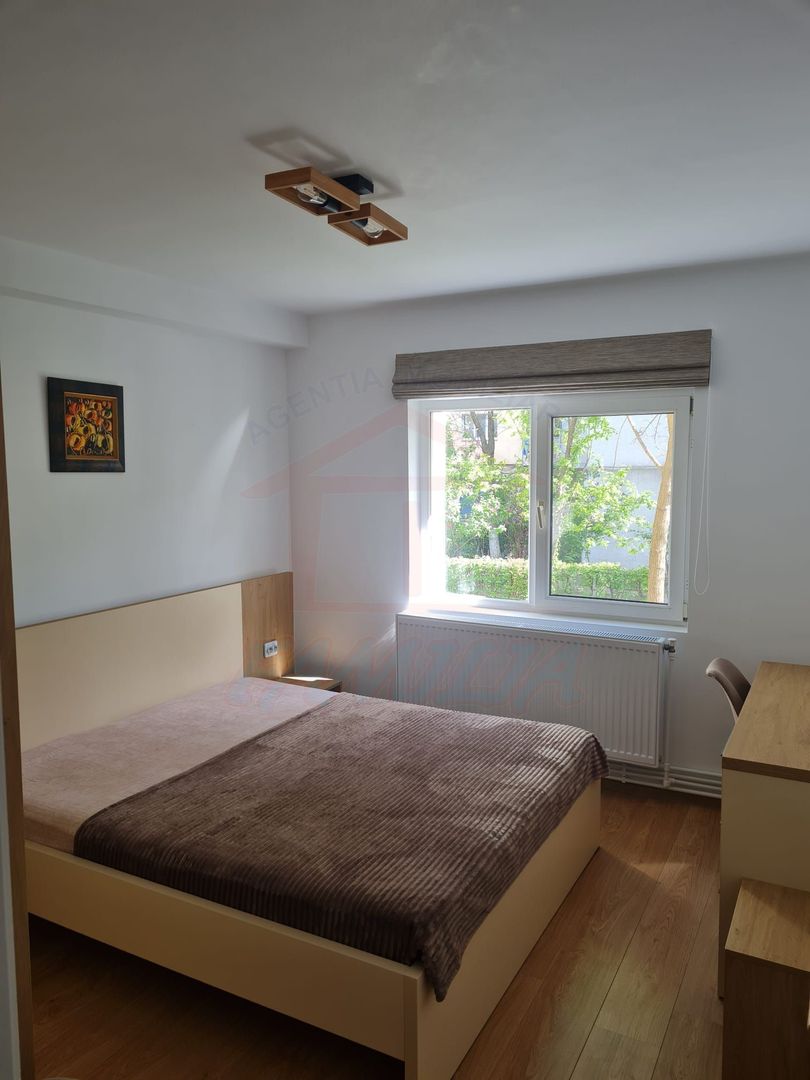 Inchiriere studio - Poză 1