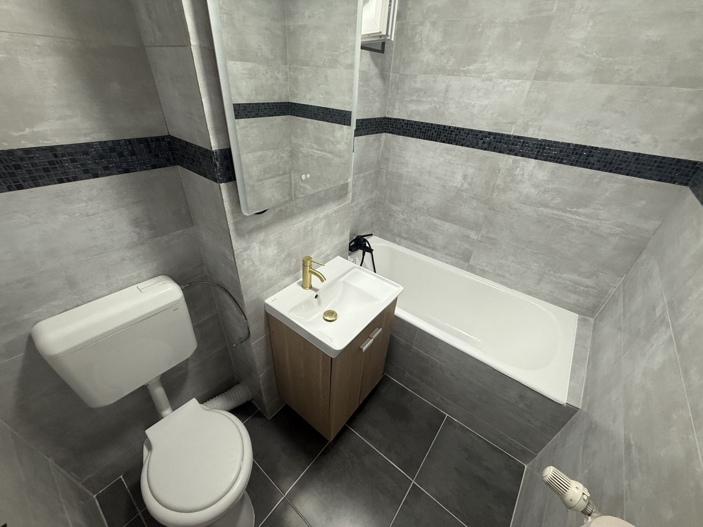 AP. 3 CAMERE - COLENTINA, BLOC REABILITAT, BUCATARIE INCHISA, MODERN - Poză 10
