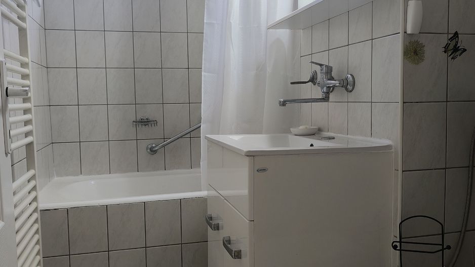 Apartament cu 3 camere in zona Semicentral ( Bodor Péter) - Poză 7
