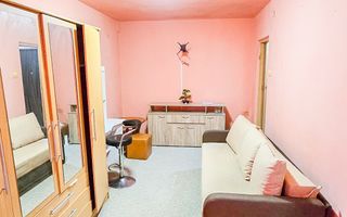 Investitie/ 1 camera la etaj intermediar + parcare - Poză 2