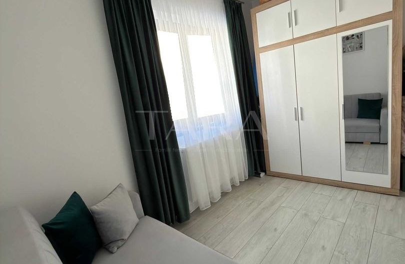 Apartament 3 camere de vanzare zona strazii Sub Cetate, Floresti. - Poză 6