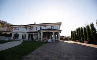 Casă / Vilă cu 5 camere de vânzare în zona Est - Poză 2