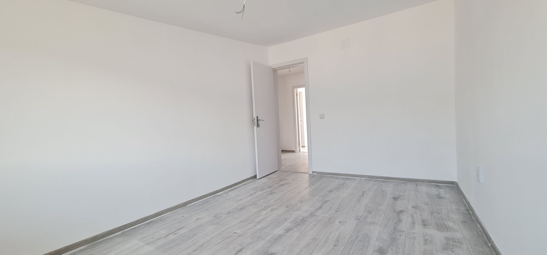 Casa finalizata intabulata in Cartier Izvor Tarlungeni Brasov - Poză 4