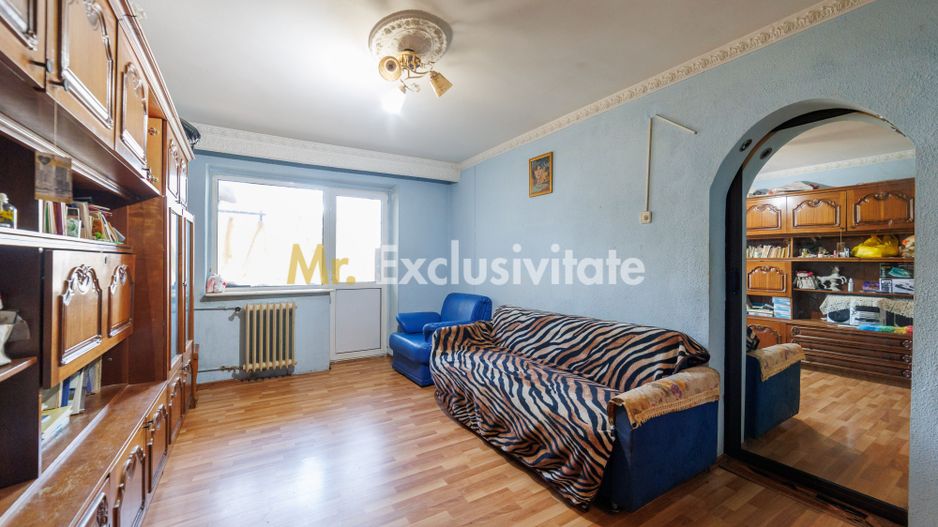 Apartament Trivale et.1 linga Piata si Sc.12 - Poză 2
