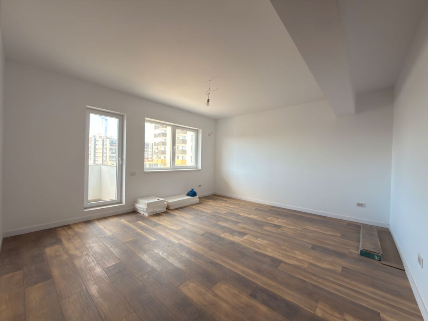 Apartament 2 camere decomandat | 60,84 mp | Balcon generos - Poză 3