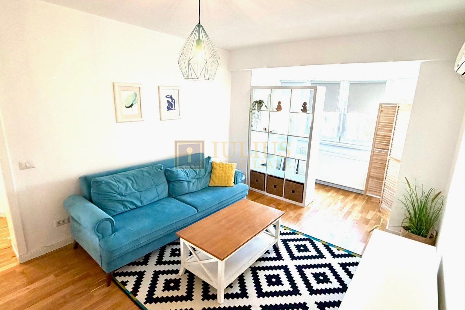 Apartament cu 3 camere, Medicina, Arte - Poză 1