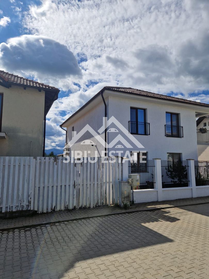 Casa individuala in Cartierul Primaverii Sibiu - Poză 18