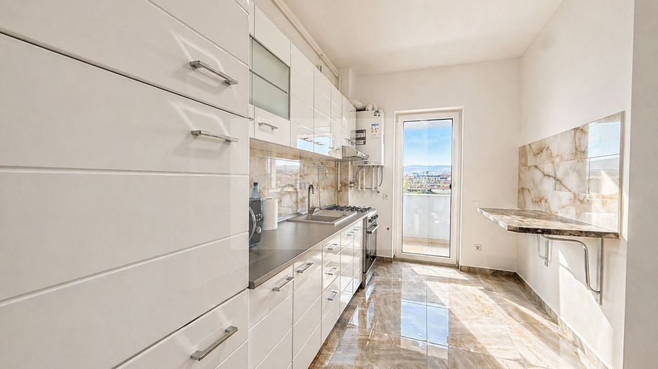 Vanzare apartament modern  3 camere-parcare subterană - zona Dedeman - Poză 3