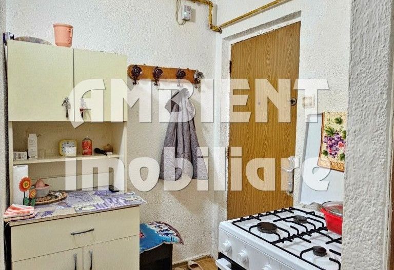 Garsonieră renovată, parter, zona Industriala; - Poză 3