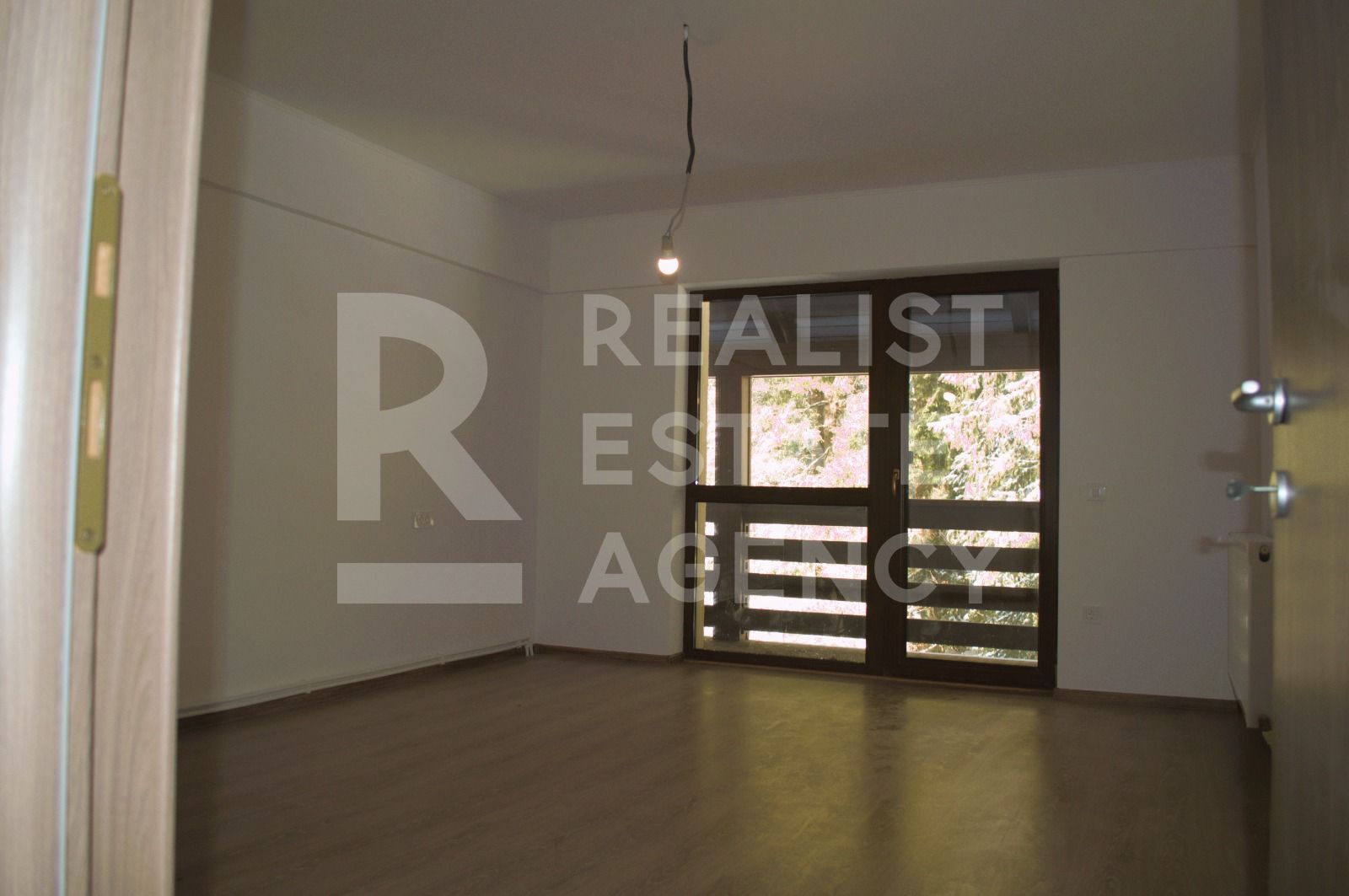 Apartament, 4 camere, Predeal, județul Brașov - Poză 6