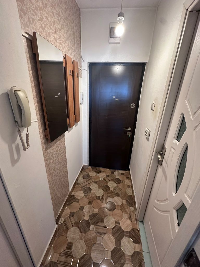 Apartament cu o camera 27 mp etaj 1 - Ultracentral - Piața Ștefan cel Mare - Poză 6
