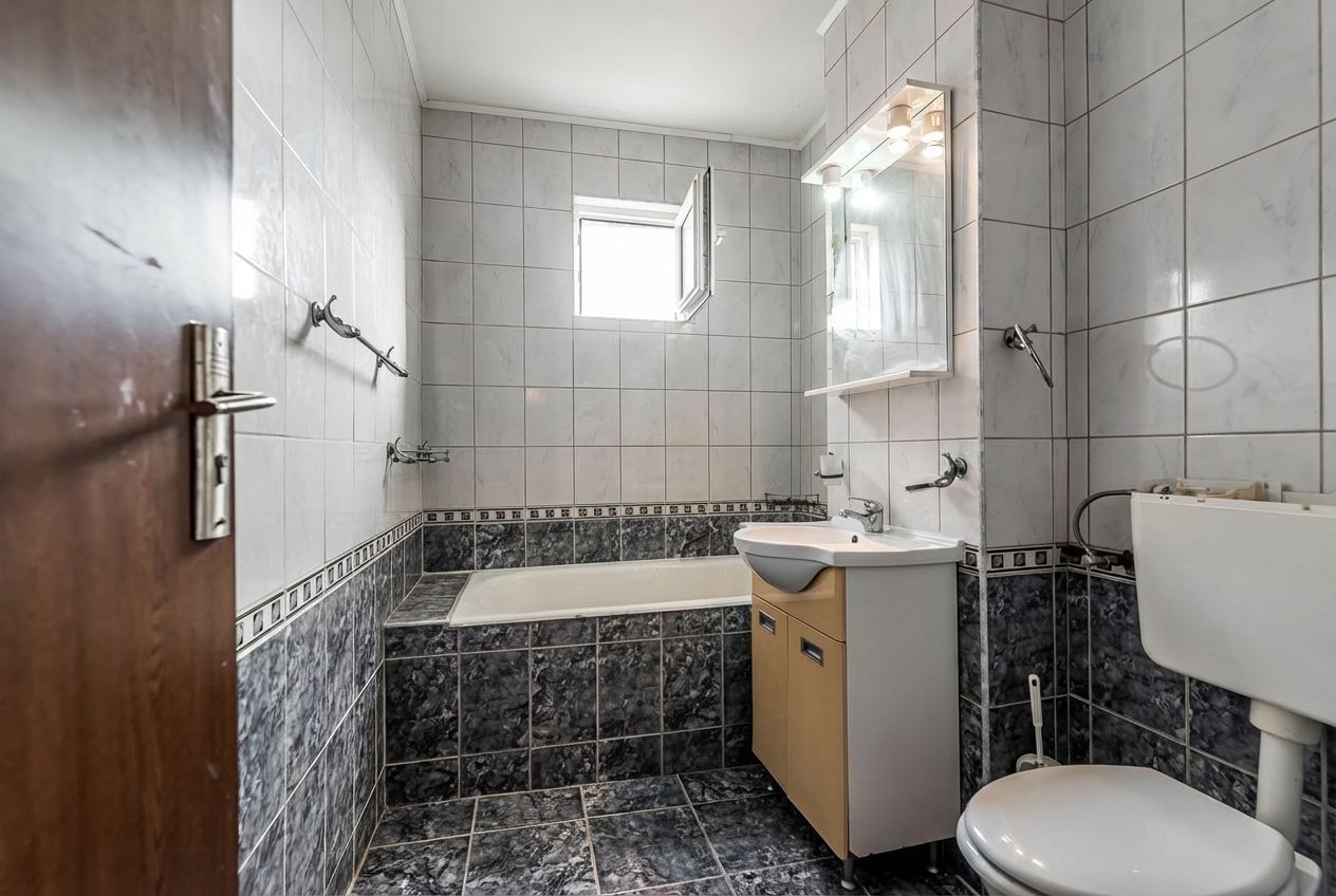 VÎNDUT! Apartament 2 camere Micalaca 700, str Vaslui. - Poză 7