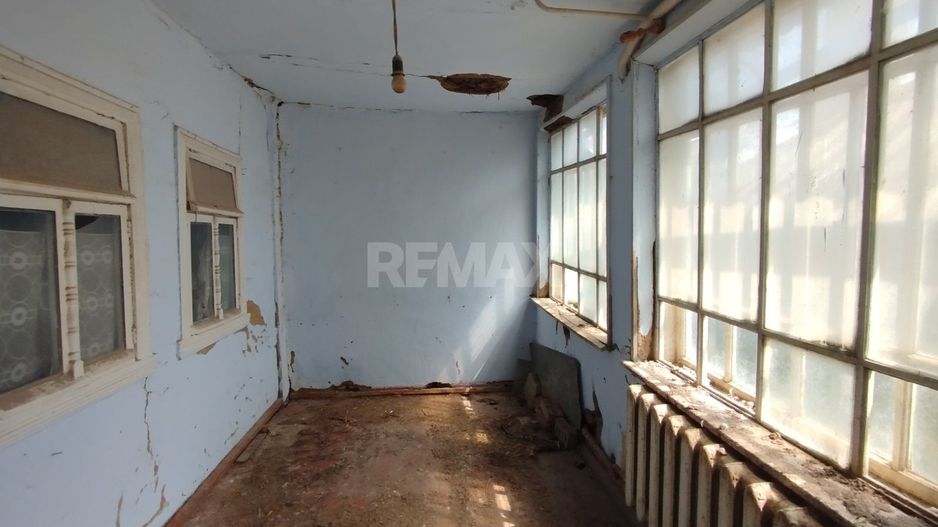 Casă bătrânească cu 3 camere de vânzare în satul Hîrbovăț, r. Anenii Noi - Poză 8