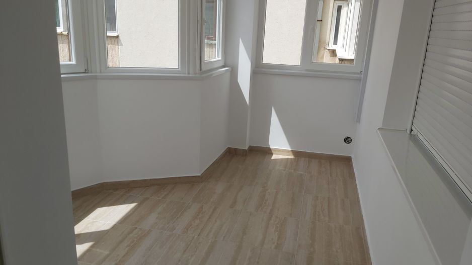 Spatiu de birou cu parcare zona Teatrul National - Poză 10