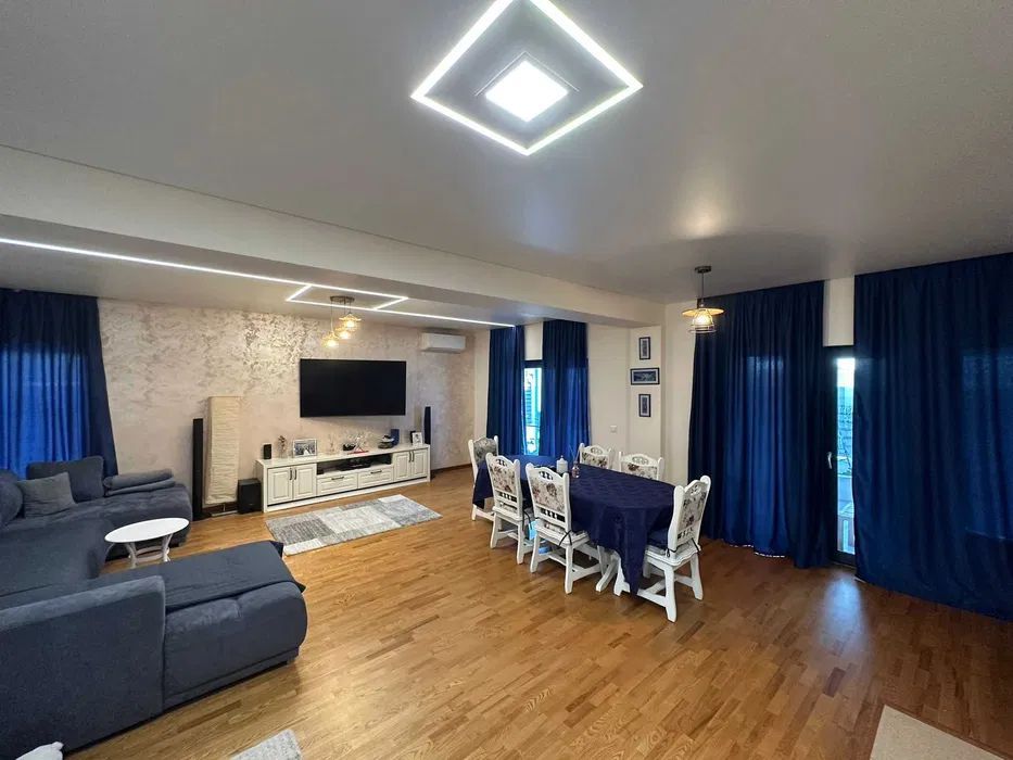 Vila lux ,zona Metro )mobilata si utilata - Poză 2