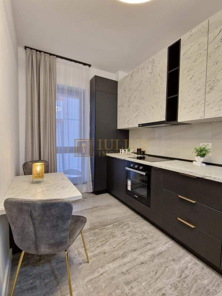 Future Residence, acces la piscină. Loc parcare privat(exterior) - Poză 6