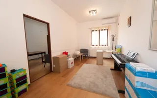 Spatiu de birouri stradal, 148mp de inchiriat în zona Soseaua Chitilei - Poză 12